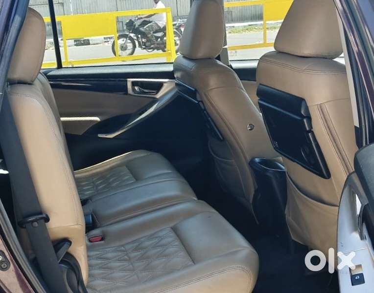 Toyota Innova Crysta 2.4 Vx Mt 8s, 2017, Diesel