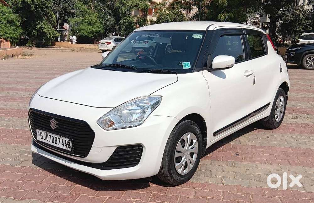 Maruti Suzuki Swift Vxi + Manual, 2018, Petrol