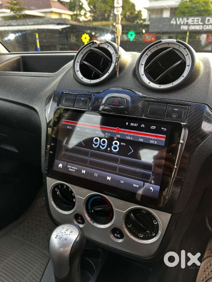 Ford Figo, 2010, Petrol