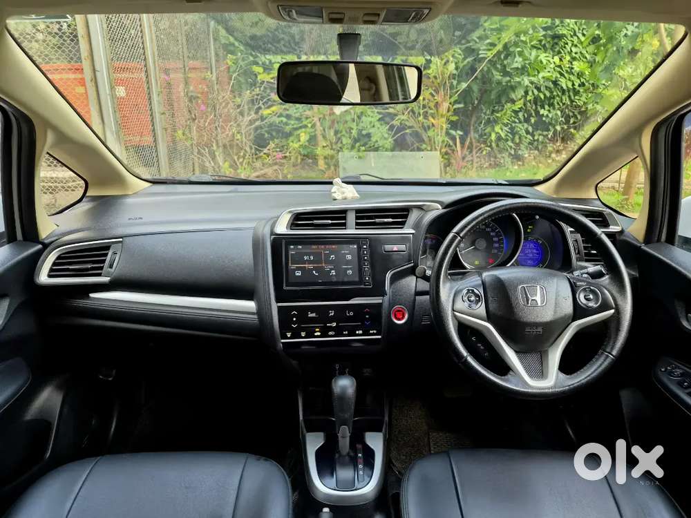 Honda Jazz Zx Cvt 2021 Top Of The Line Well Maintained