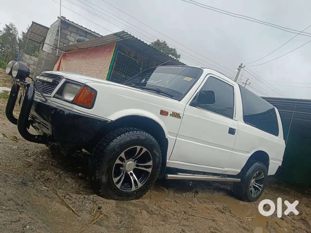 Tata Sierra Plus Diesel 1994