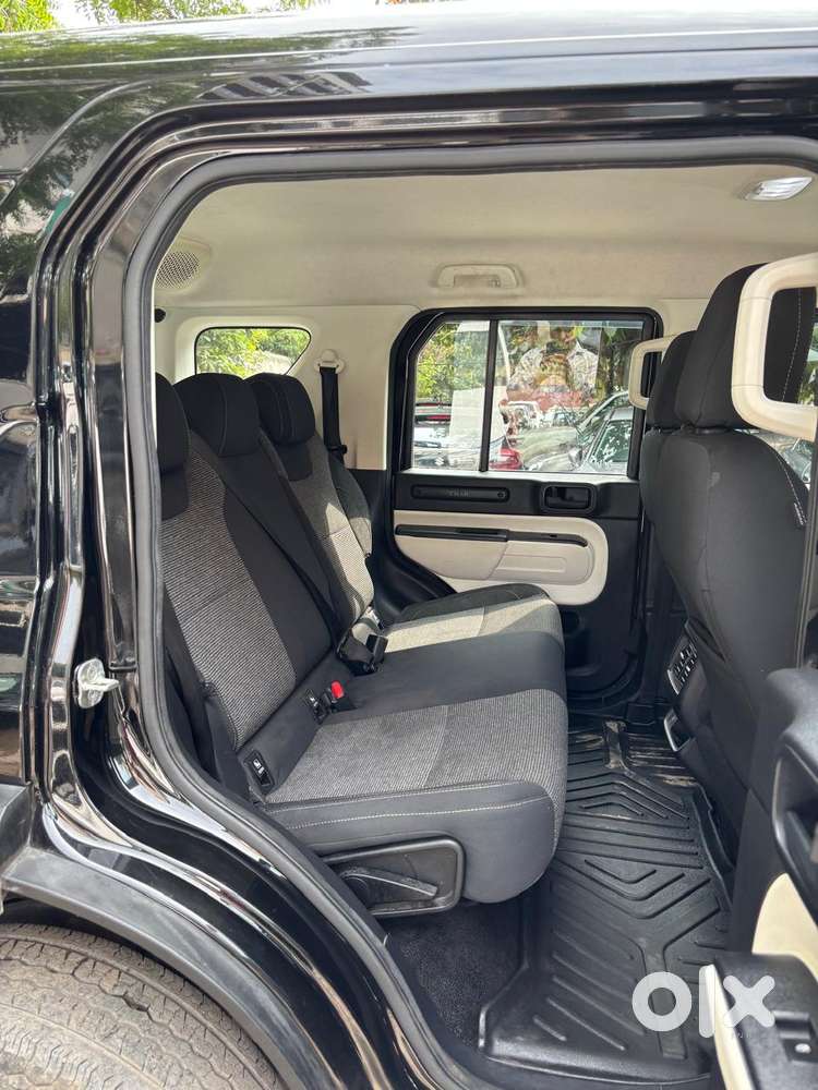 Mahindra Thar Roxx Mx1 Petrol Mt 2wd, 2025, Petrol
