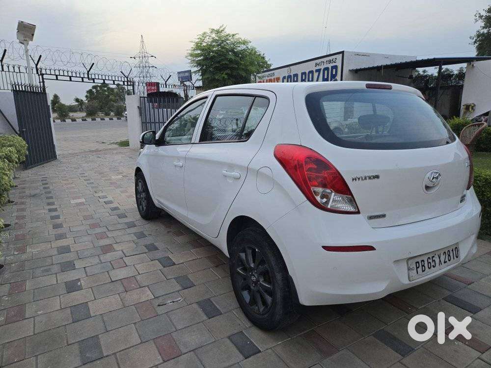 Hyundai I20 Sportz 1.2 Bs-iv, 2013, Diesel