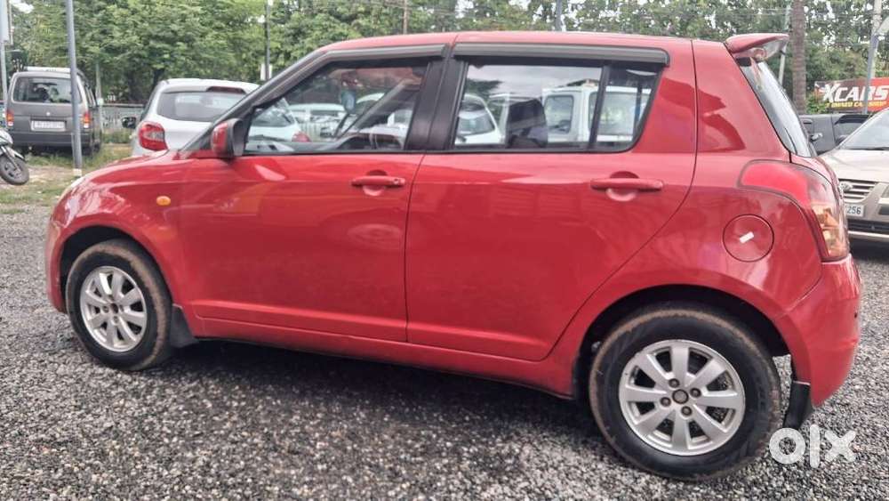 Maruti Suzuki Swift Zxi, 2008, Petrol