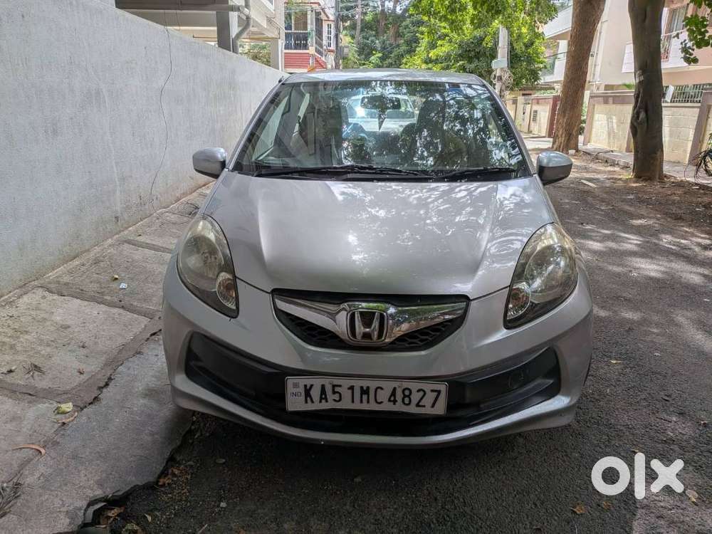 Honda Brio 2012 Petrol Well Maintained