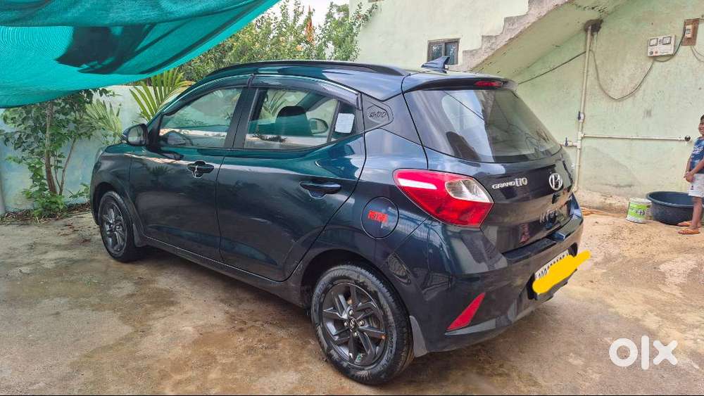 Well Maintain Car 4 Brand New Tyre