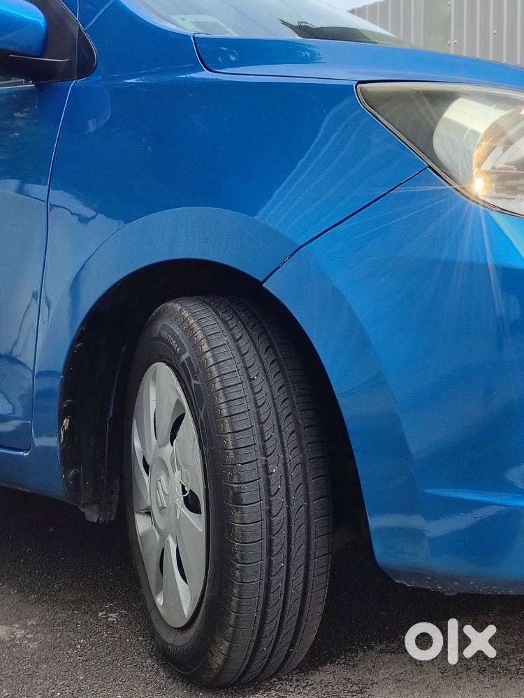 Maruti Suzuki Celerio Zxi At, 2015, Petrol