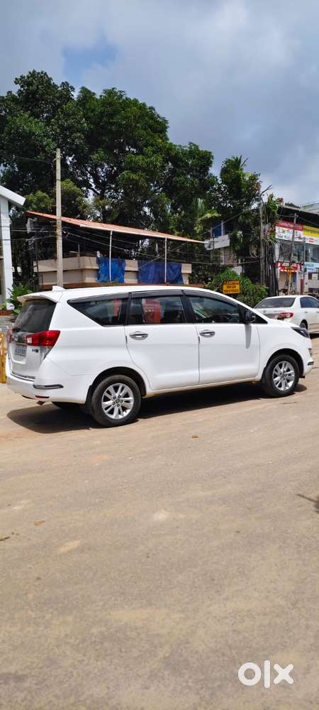 Toyota Innova Crysta 2.4 V 8 Str, 2018, Diesel