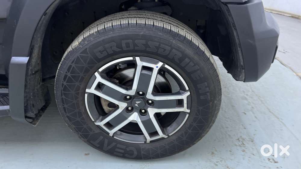 Mahindra Thar Roxx Mx5 Petrol At 2wd, 2025, Petrol