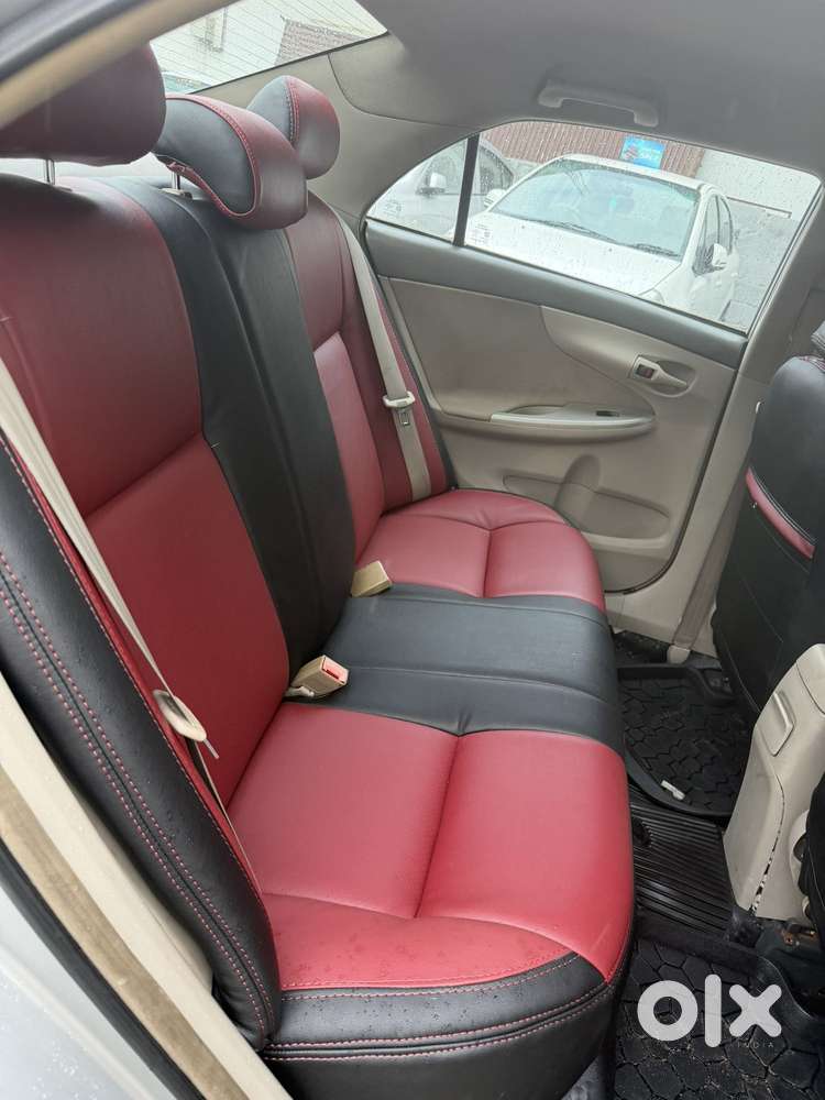 Toyota Corolla Altis Aero 1.8 J, 2011, Petrol