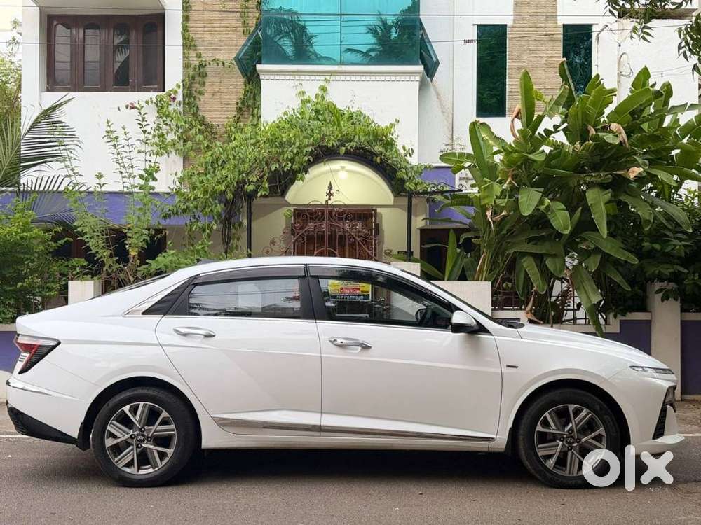Hyundai Verna Sx(o) Petrol At, 2023, Petrol