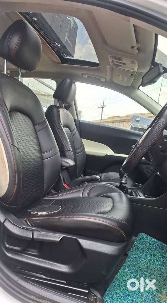 Hyundai Verna Crdi Vgt Sx 1.5, 2023, Petrol