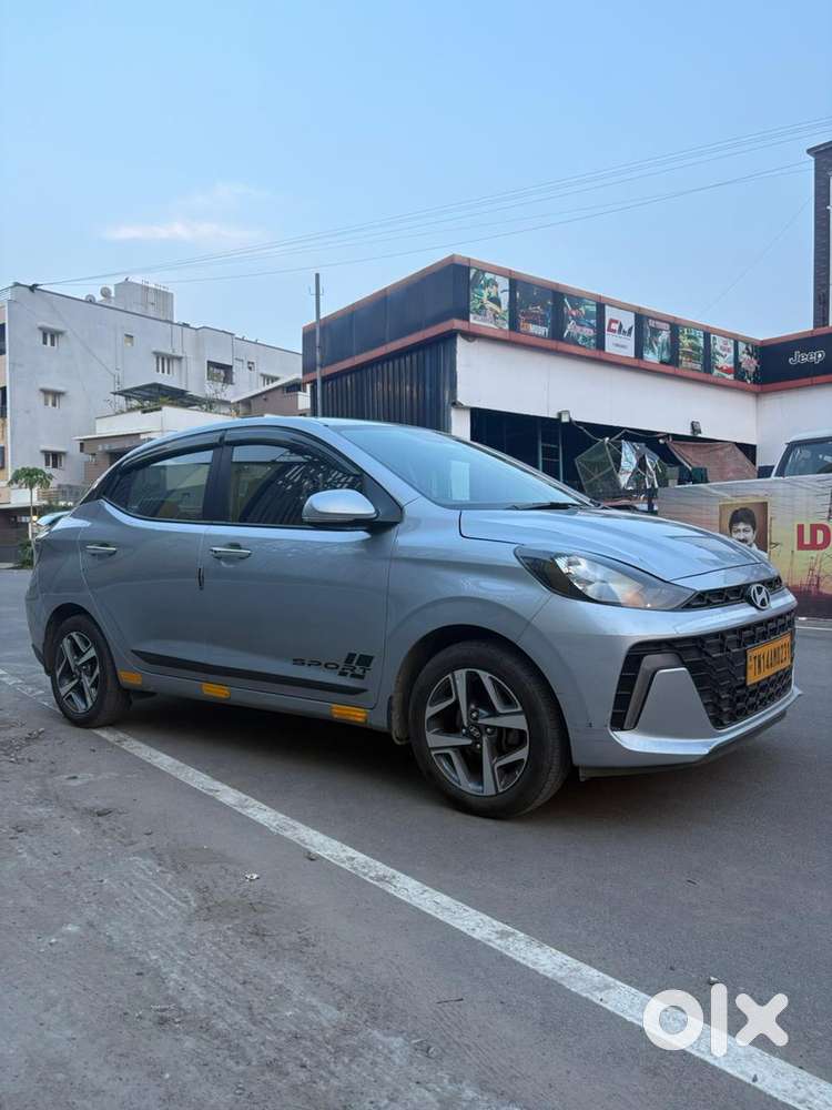 Hyundai Aura Sx 1.2 (o) Petrol, 2024, Cng & Hybrids