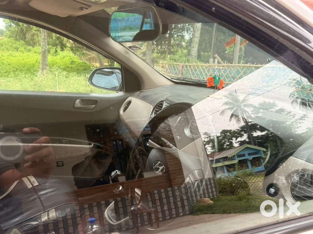 Hyundai Grand I10 2015 Car
