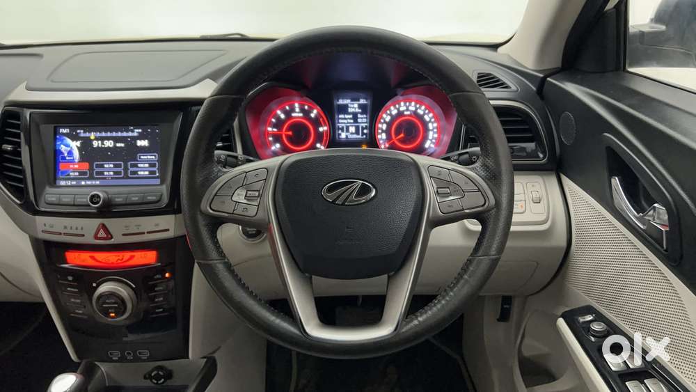 Mahindra Xuv300 W8 (o) 1.5 Diesel Amt, 2020, Diesel