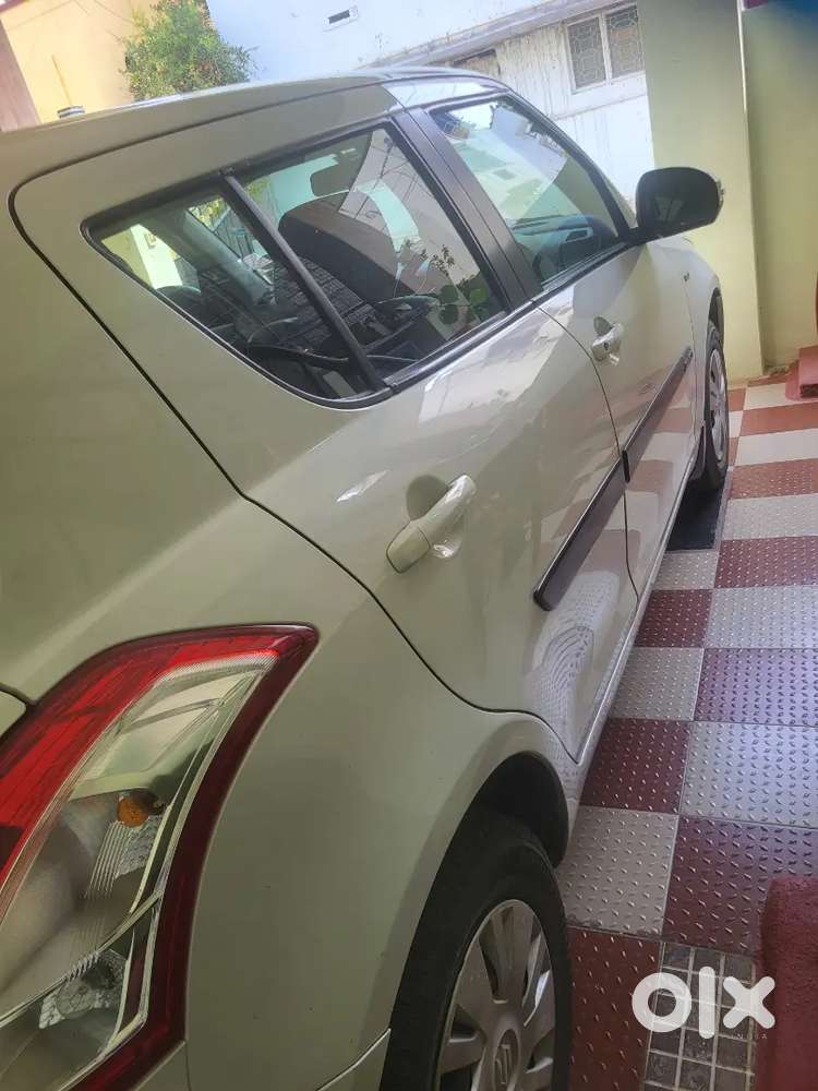 Maruti Suzuki Swift 2014 Petrol 83500 Km Driven