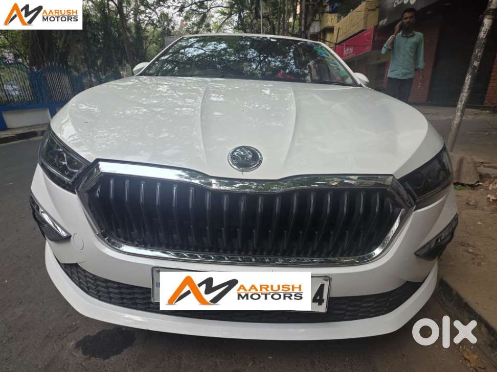 Skoda Slavia Style 1.0l Tsi Mt, 2023, Petrol