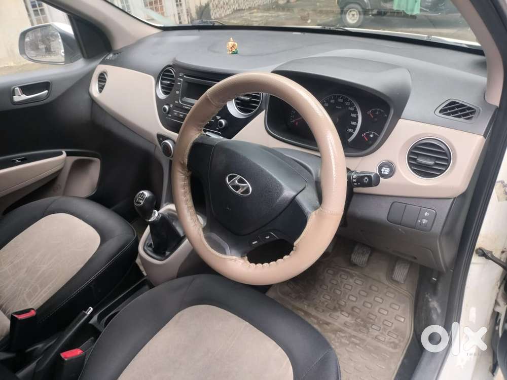 Hyundai I10 Sportz, 2014, Petrol