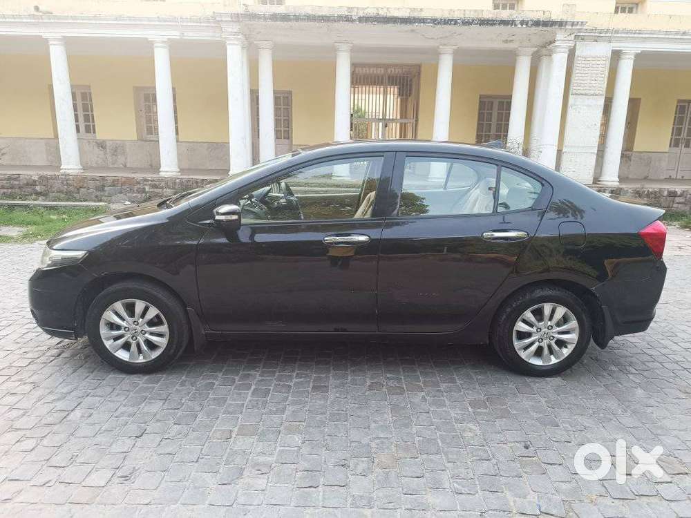 Honda City V Mt Sunroof, 2012, Petrol