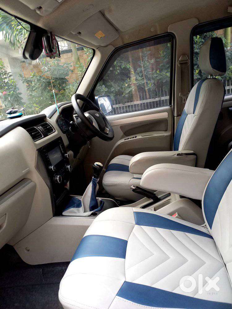 Mahindra Scorpio S10, 2015, Diesel