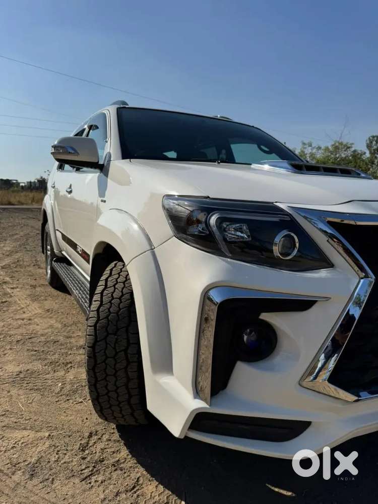 Toyota Fortuner 4x2 Automatic 2012 Model