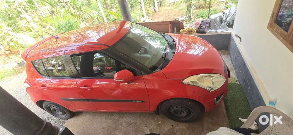 Maruti Suzuki Swift 2016 Petrol 96000 Km Driven