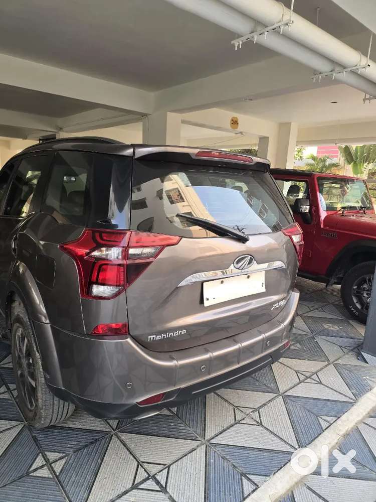 Mahindra Xuv500 2018 Diesel Well Maintained