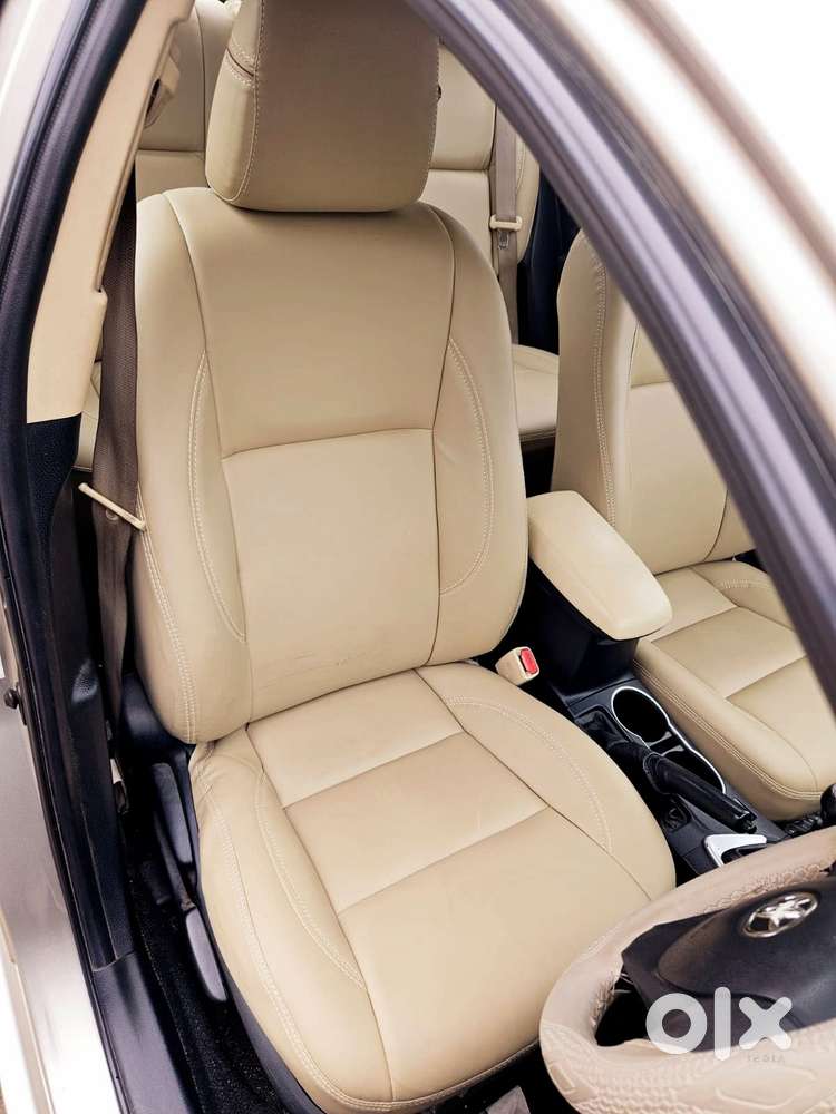 Toyota Corolla Altis 1.8 J, 2017, Petrol