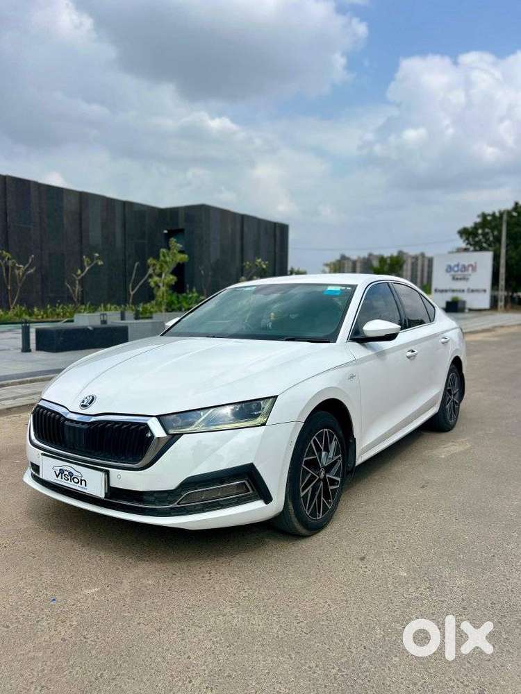 Skoda Octavia 2.0 L K Tsi At, 2019, Petrol