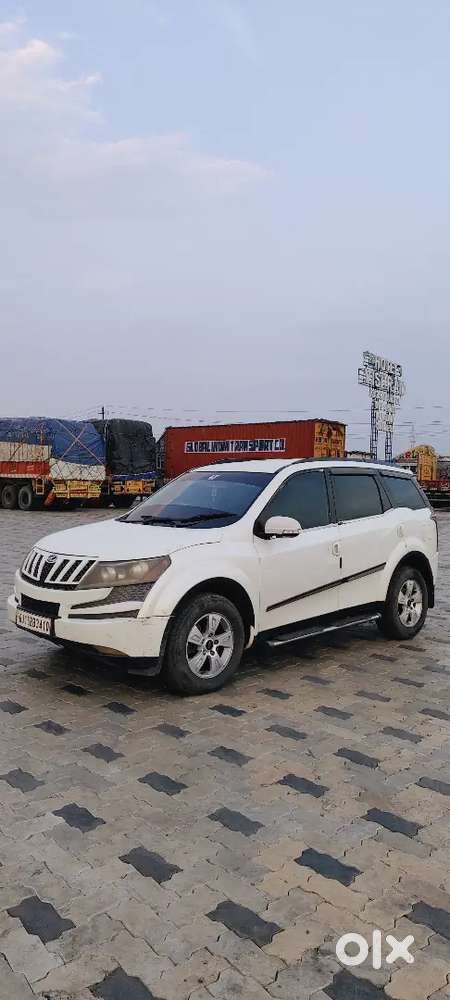 Xuv 500 W8