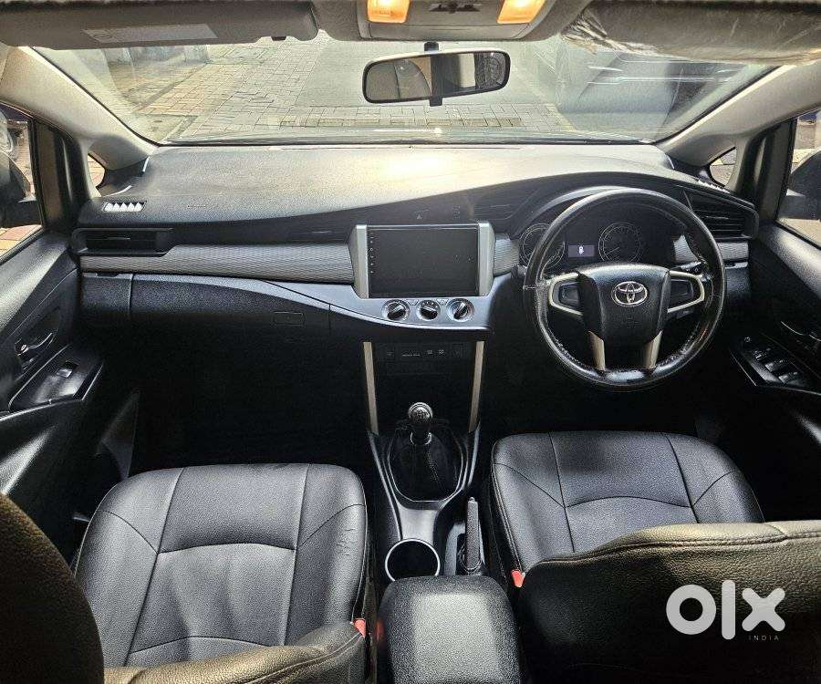 Toyota Innova Crysta 2.4 Gx Mt 8s, 2017, Diesel