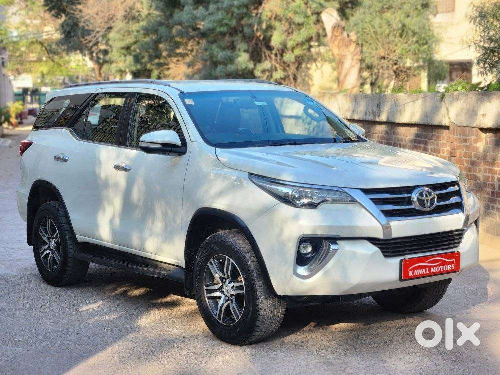 Toyota Fortuner 4x2 At 2.8 Diesel, 2018, Diesel