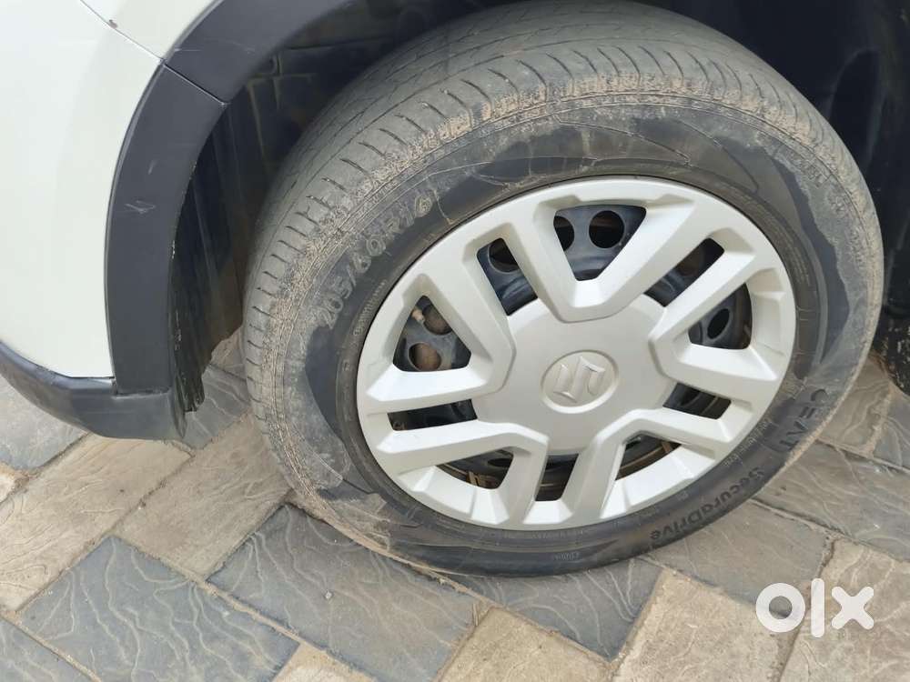Maruti Suzuki Brezza 1.5 Vxi Smart Hybrid, 2022, Petrol