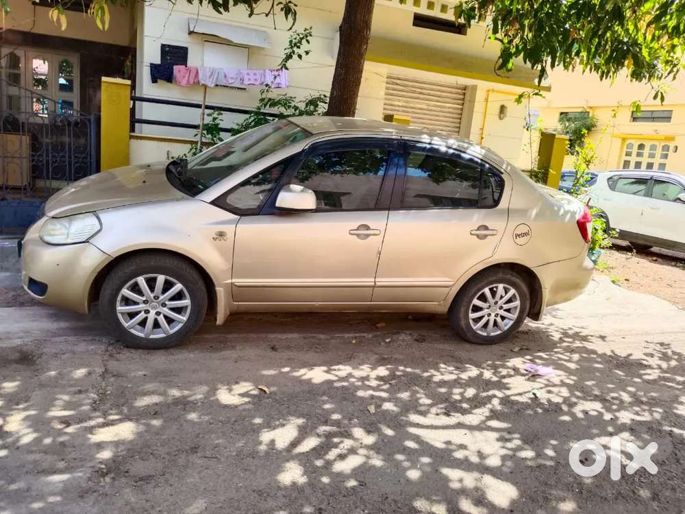 Well Maintained Car And Lpg Cylinder Fitted