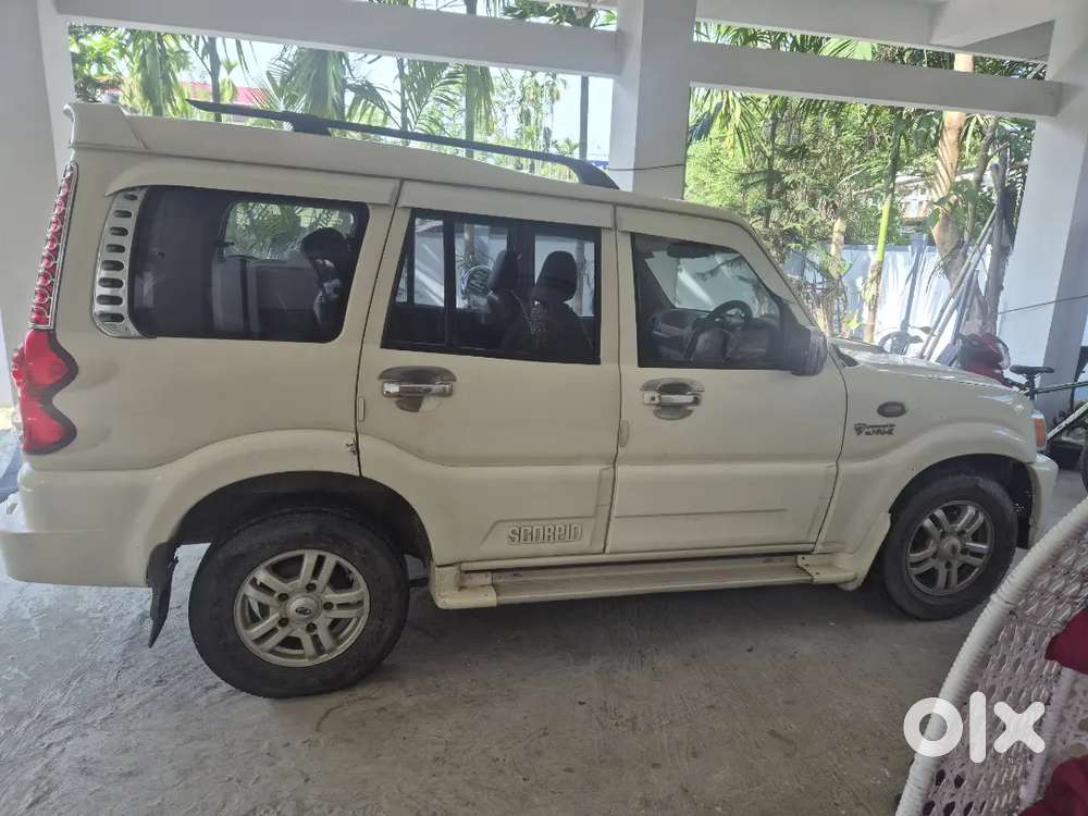 Mahindra Scorpio Classic 2015 Diesel Well Maintained