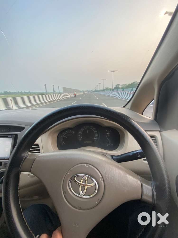 Toyota Innova 2006 Diesel Well Maintained