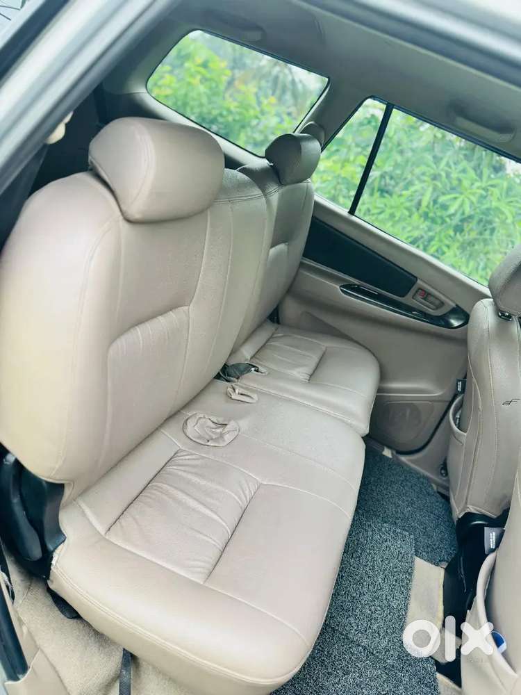 Toyota Innova 2015 Diesel 157000 Km Driven