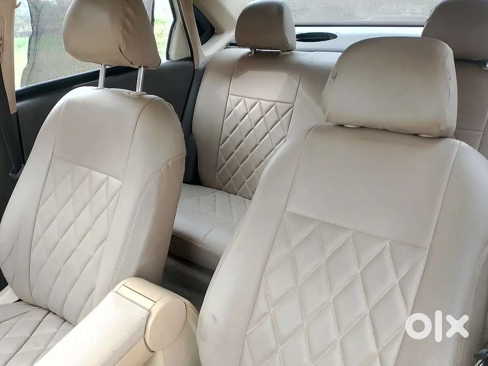 Volkswagen Vento 2013 Diesel
Power Stayring