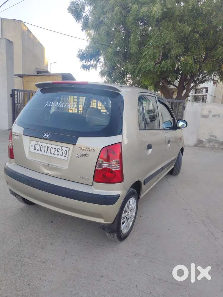 Hyundai Santro Cng