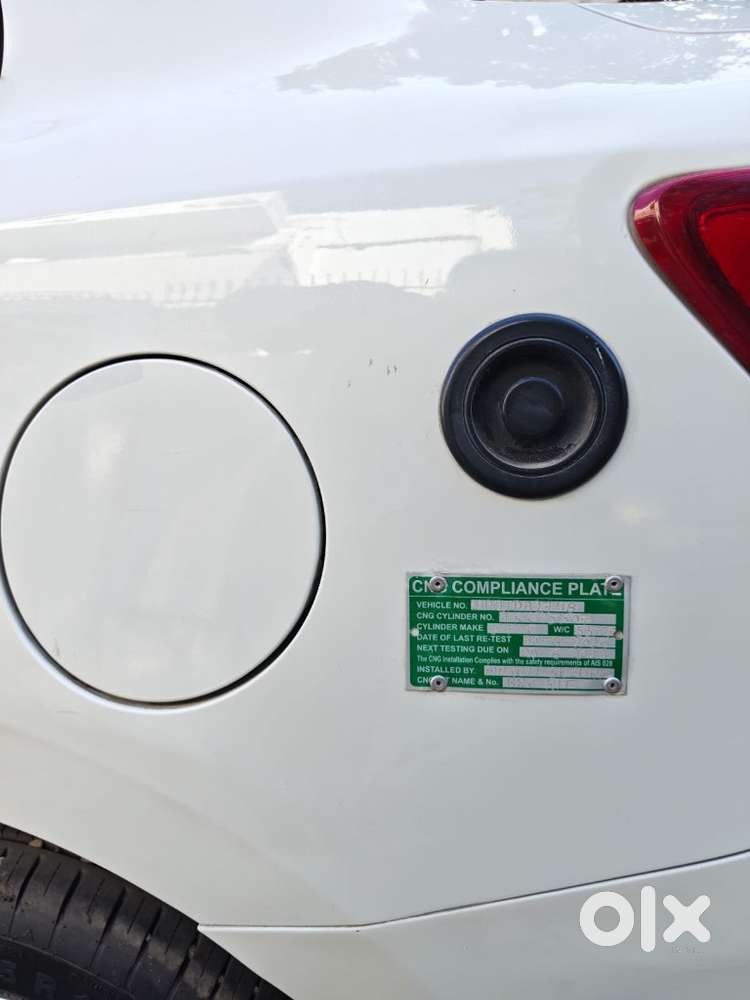 Maruti Suzuki Dzire 1.2 Zxi, 2023, Cng & Hybrids