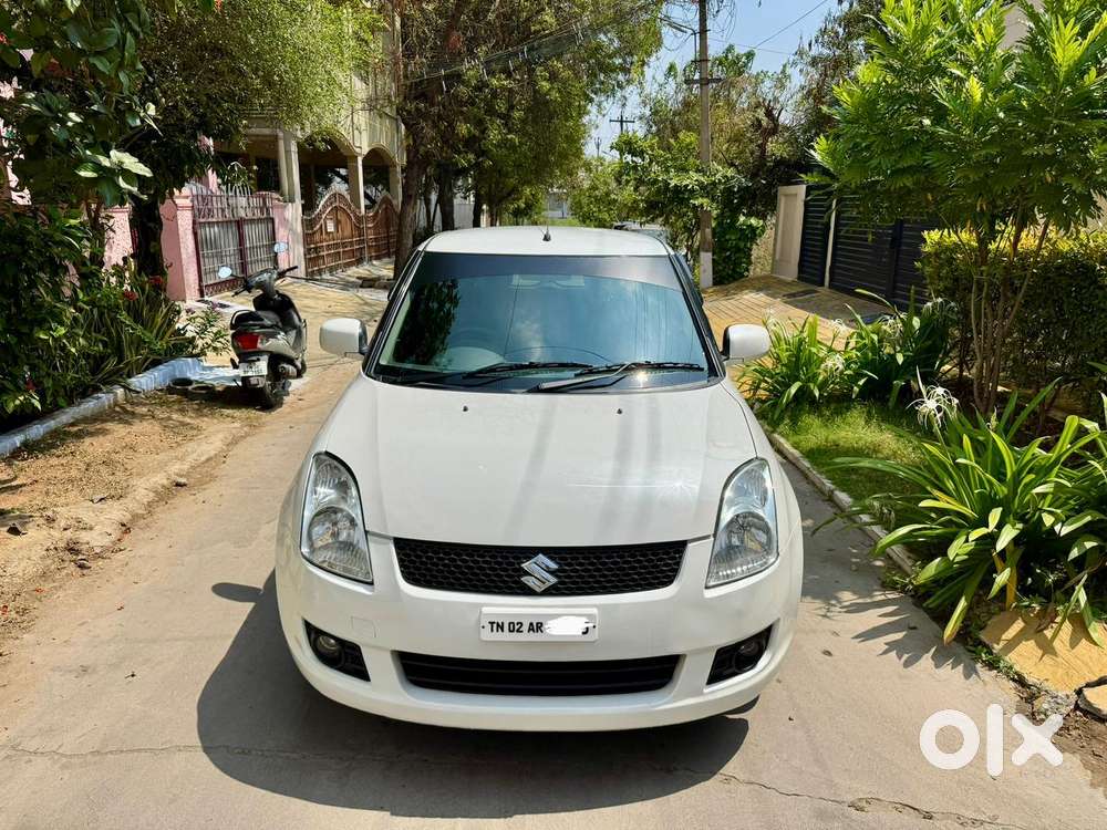 Maruti Suzuki Swift 1.2 Vxi (o), 2011, Petrol