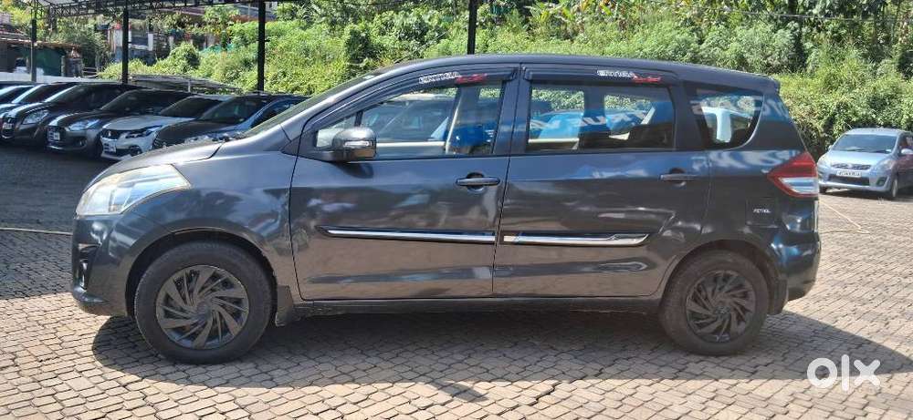 Maruti Suzuki Ertiga Vxi Abs, 2014, Petrol