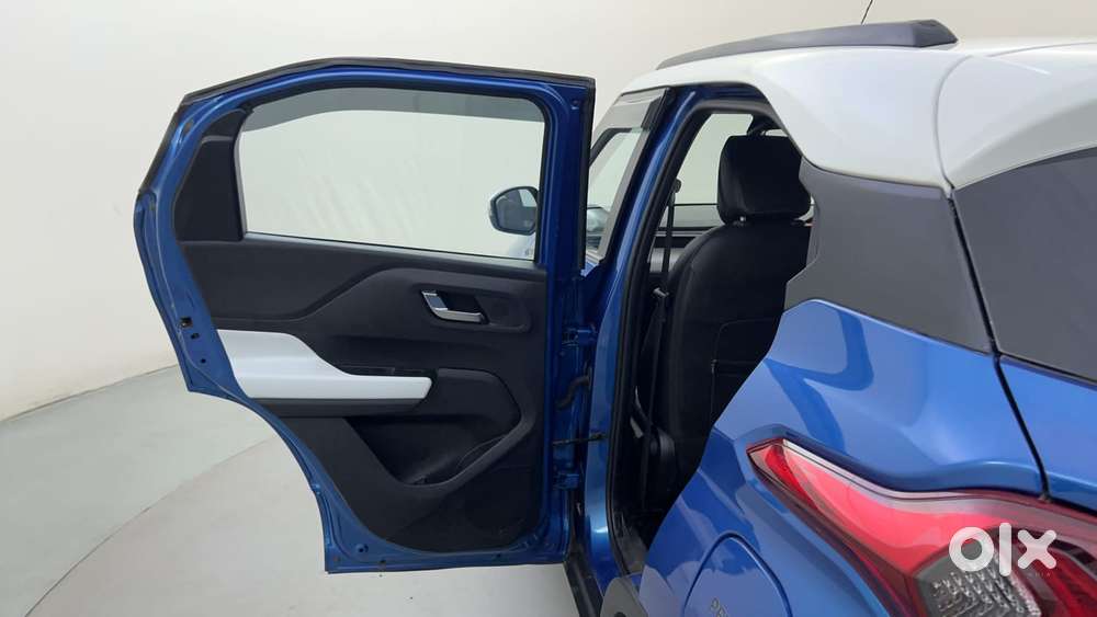Tata Punch 1.2 Revotron Creative Dual Tone, 2022, Petrol