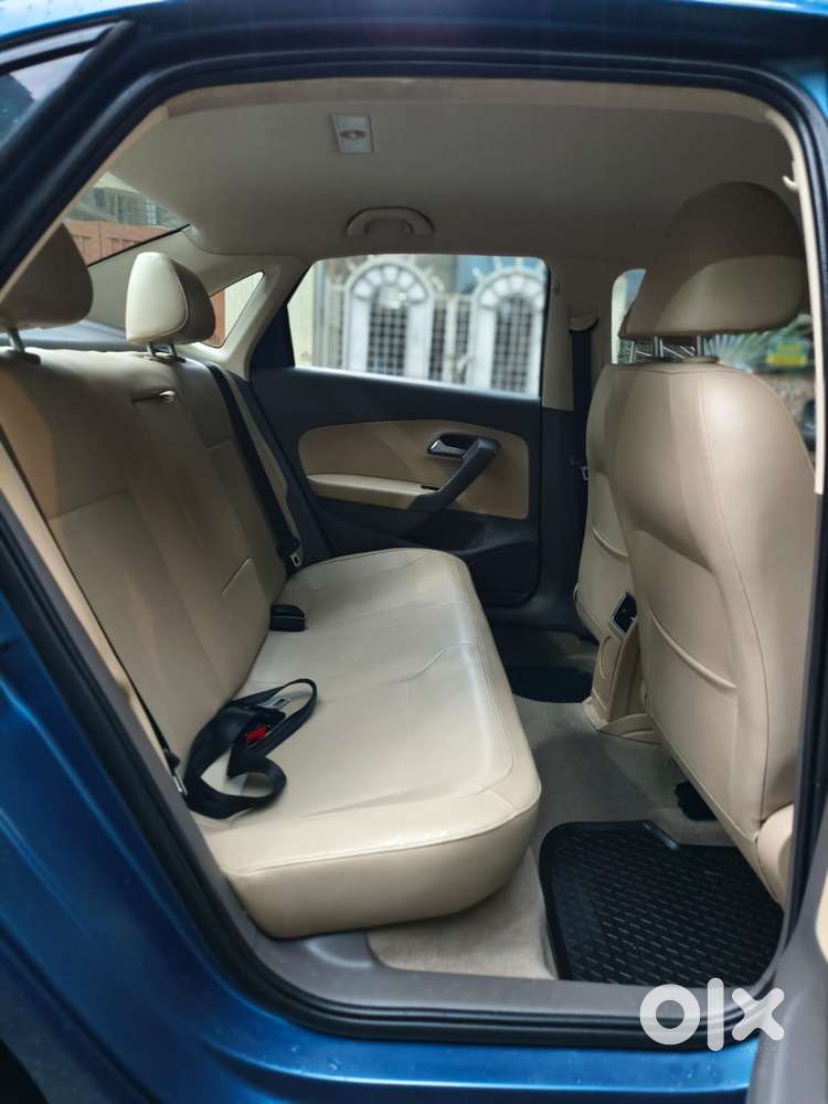 Volkswagen Vento 1.2 Tsi Highline Plus At, 2017, Petrol
