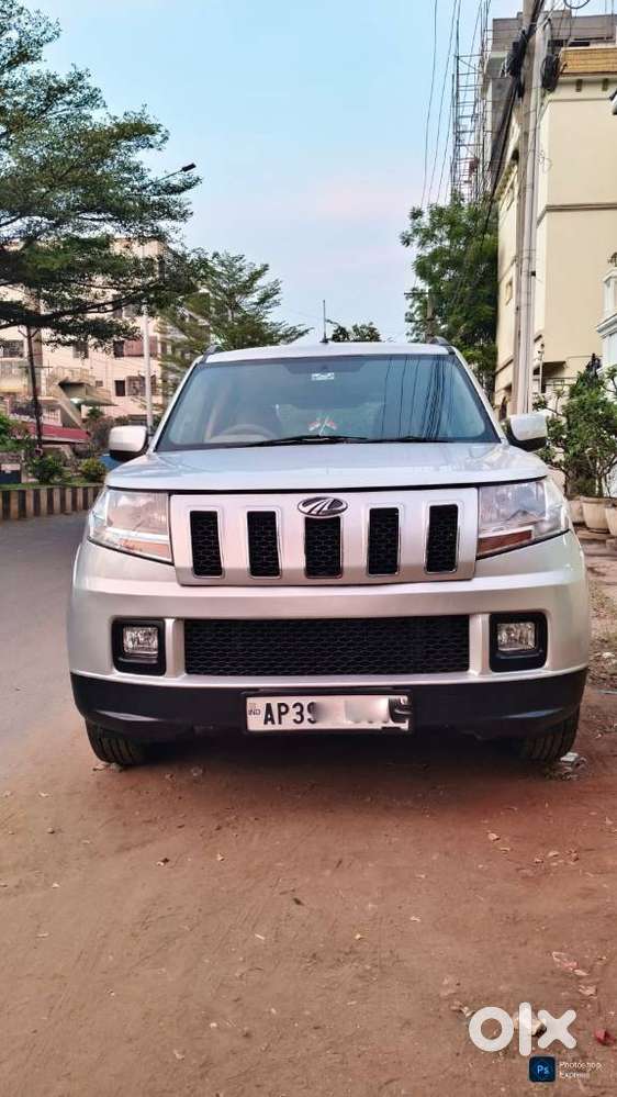 Mahindra Tuv 300 T6 Plus, 2018, Diesel