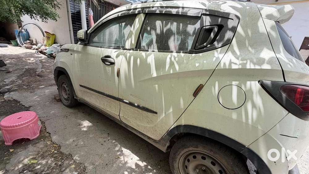 Mahindra Car 2016