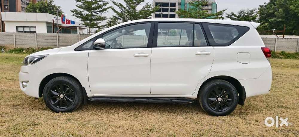 Toyota Innova Crysta 2.4 Gx Limited Edition 7 Str, 2023, Diesel