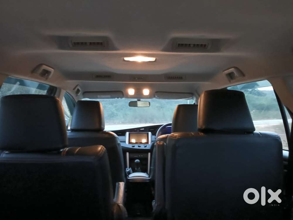 Toyota Innova Crysta 2.4 G Mt 8s, 2017, Diesel
