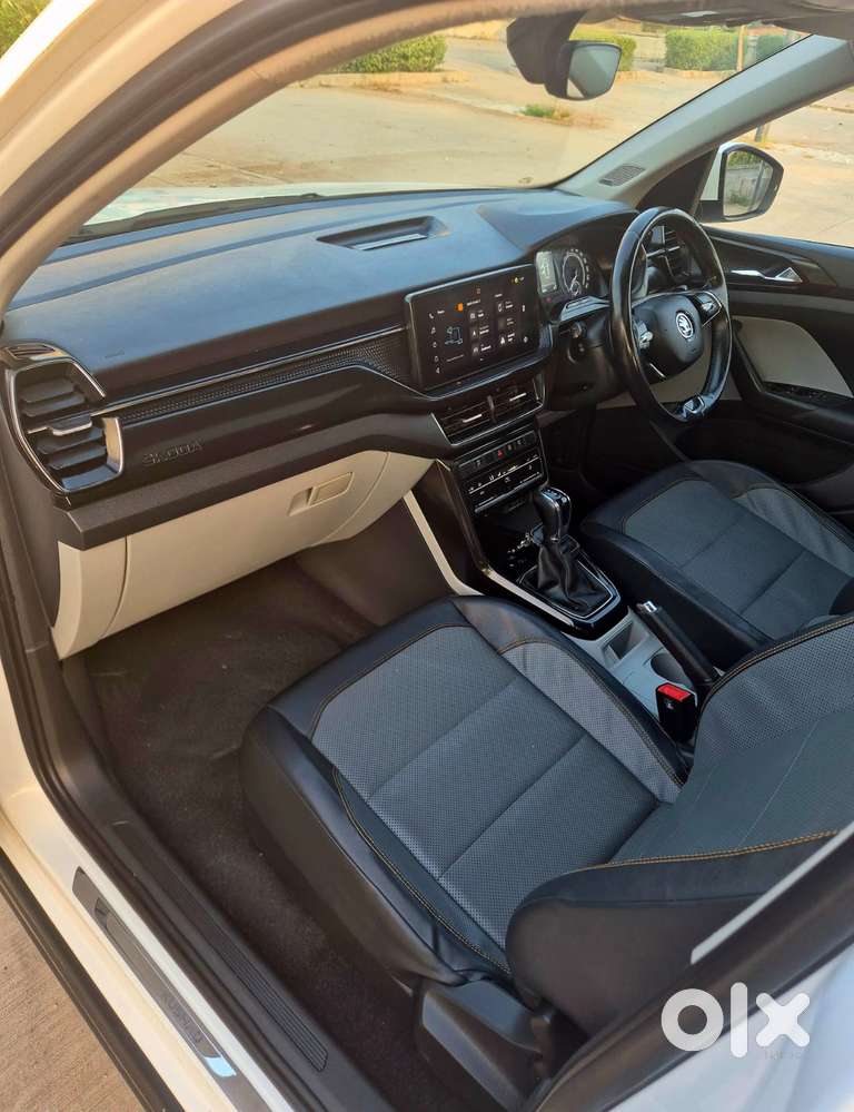 Skoda Kushaq 1.0 Tsi Style At, 2022, Petrol