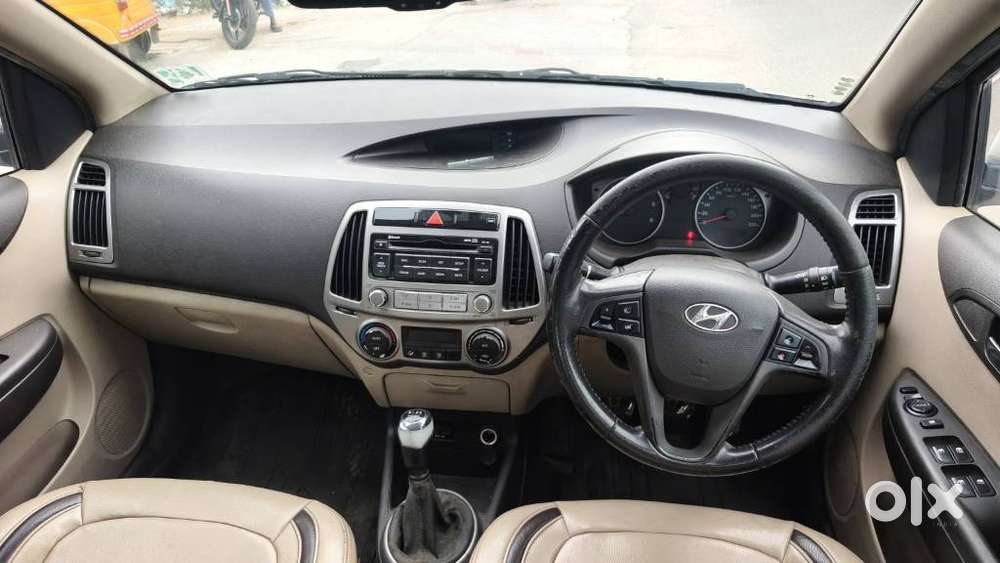 Hyundai I20 Sportz 1.4 Crdi, 2014, Diesel